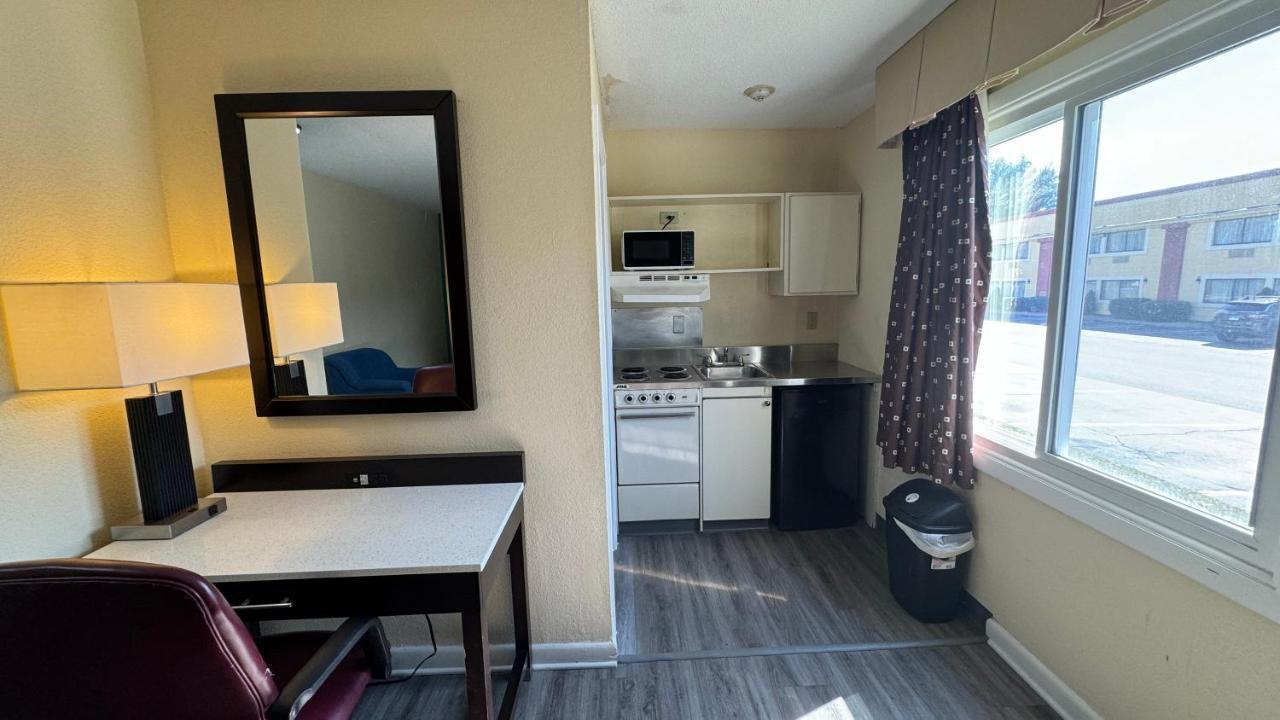 Americas Best Value Inn New London Mystic מראה חיצוני תמונה