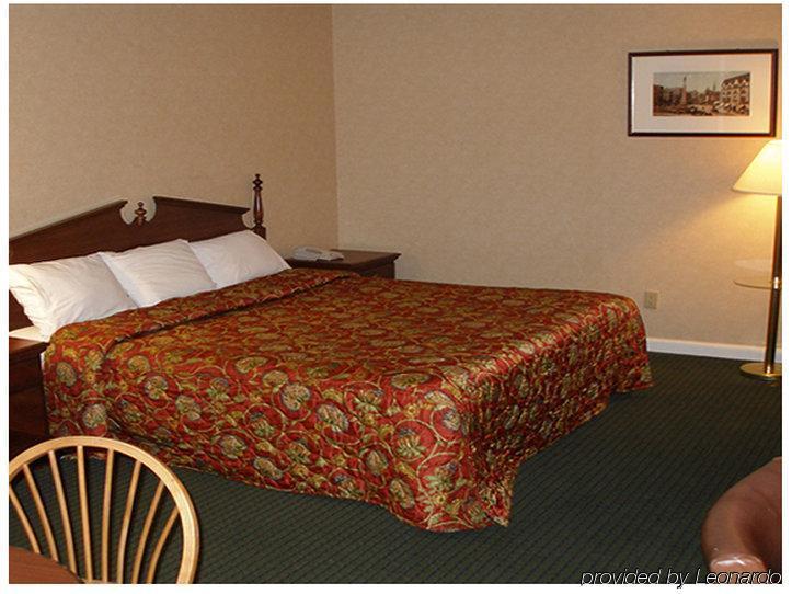Americas Best Value Inn New London Mystic חדר תמונה